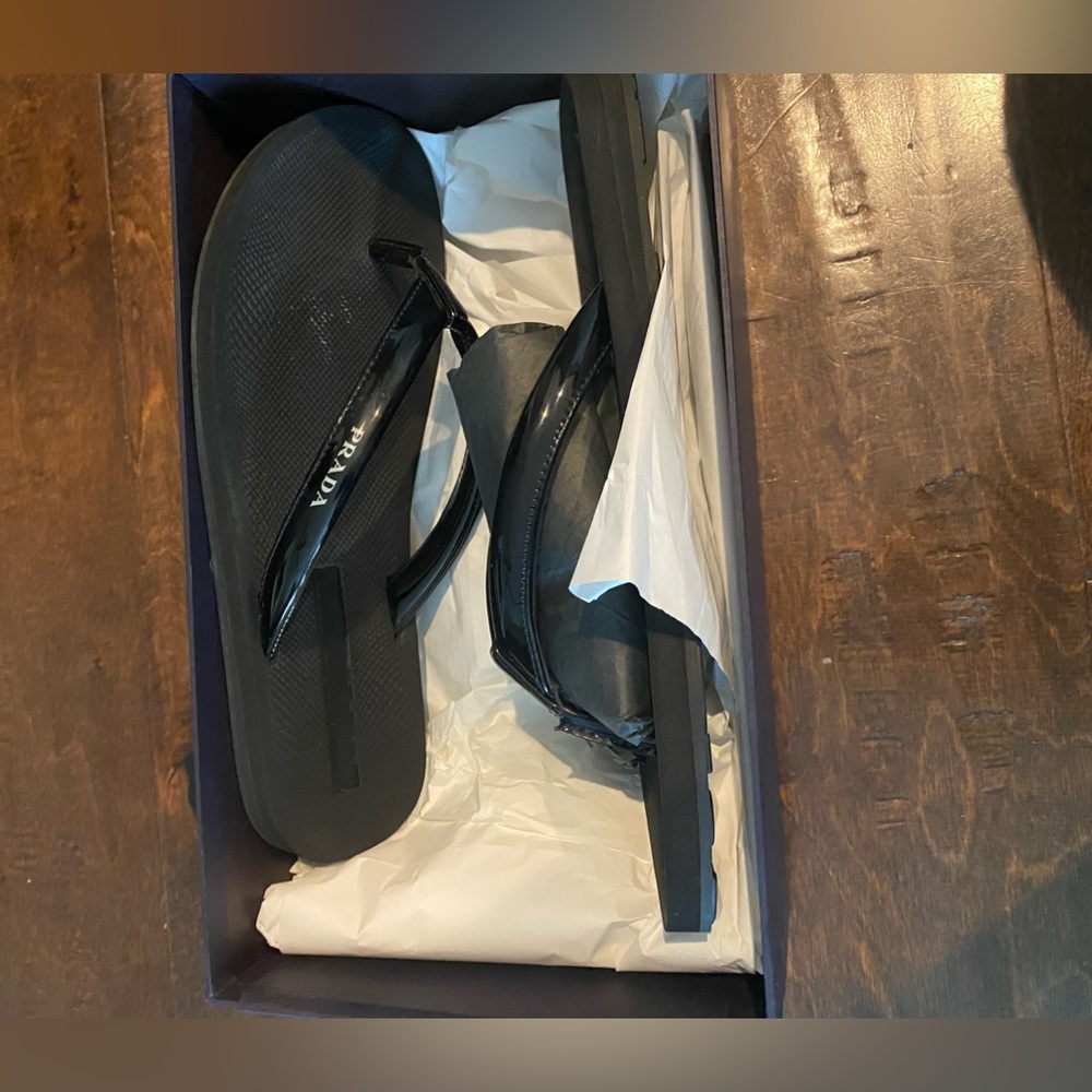Authentic Prada sandals - Picture 2 of 14